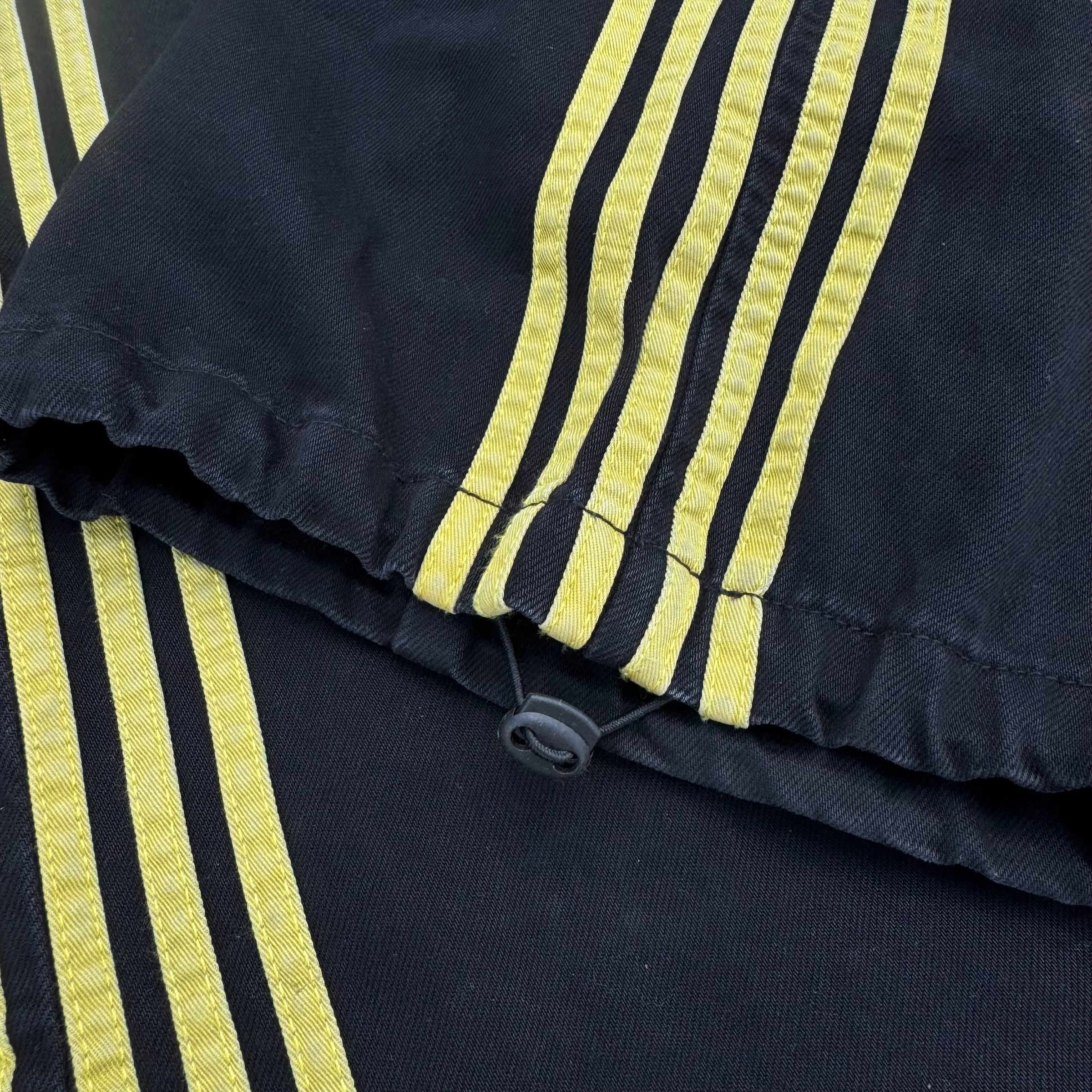 TRACK JEANS (BLACK/YELLOW) - Image 6